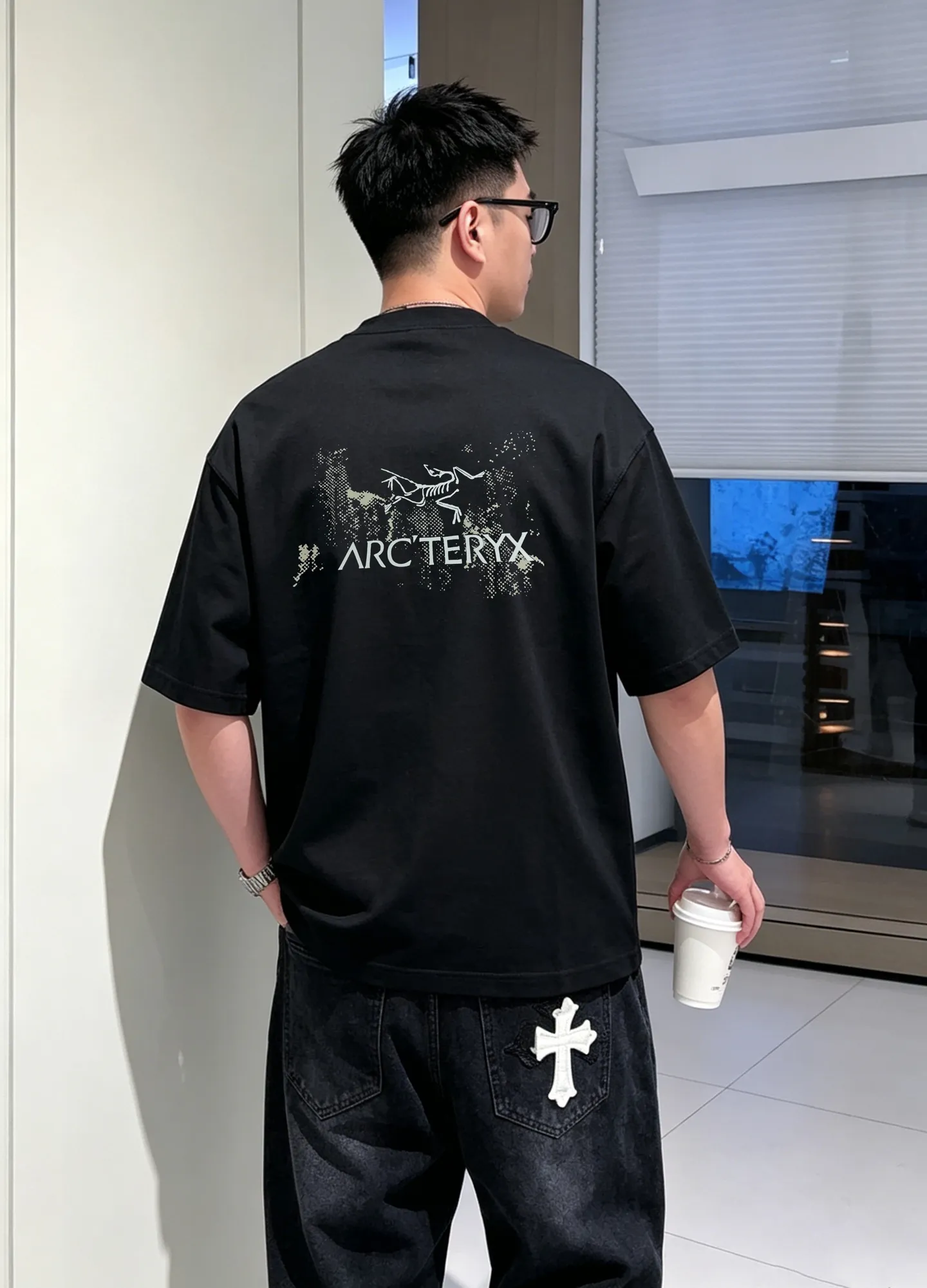 175 ⚜️Arc‘teryx T ｜ Versatile . Same Style ❤️ g ， ， ， Breathable ， 、 、 。Classic ， ， ， 、 ， 。 LOGO . Retro ，Retro ， ， 。 ：Classic / / / ， Black White ， ； 、 、 、 ， 、 ， Versatile T。 ！Sizes：S-3XL ❗️（175/145 L）